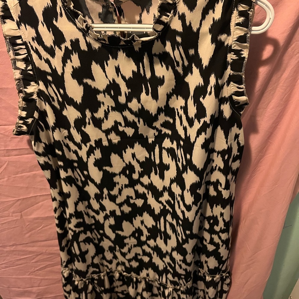 Crown & Ivy Black and White Patterned Dress